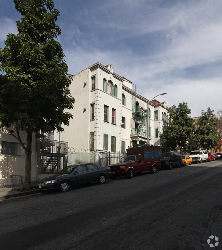 Building Photo - 521 Union