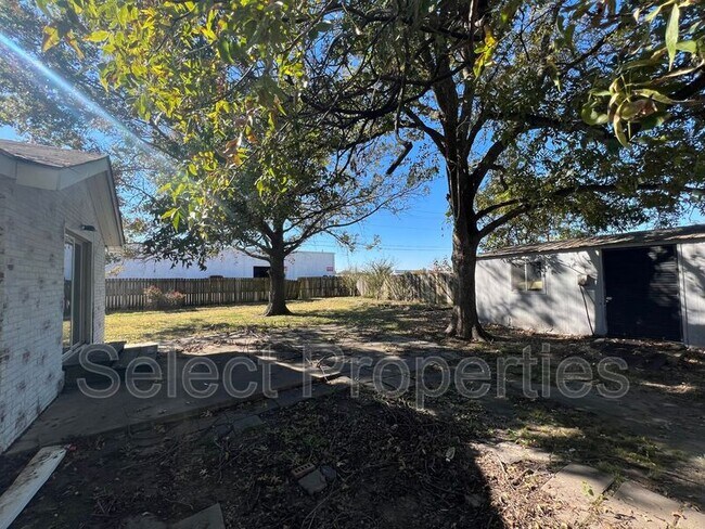 Foto del edificio - 2109 Kathleen St