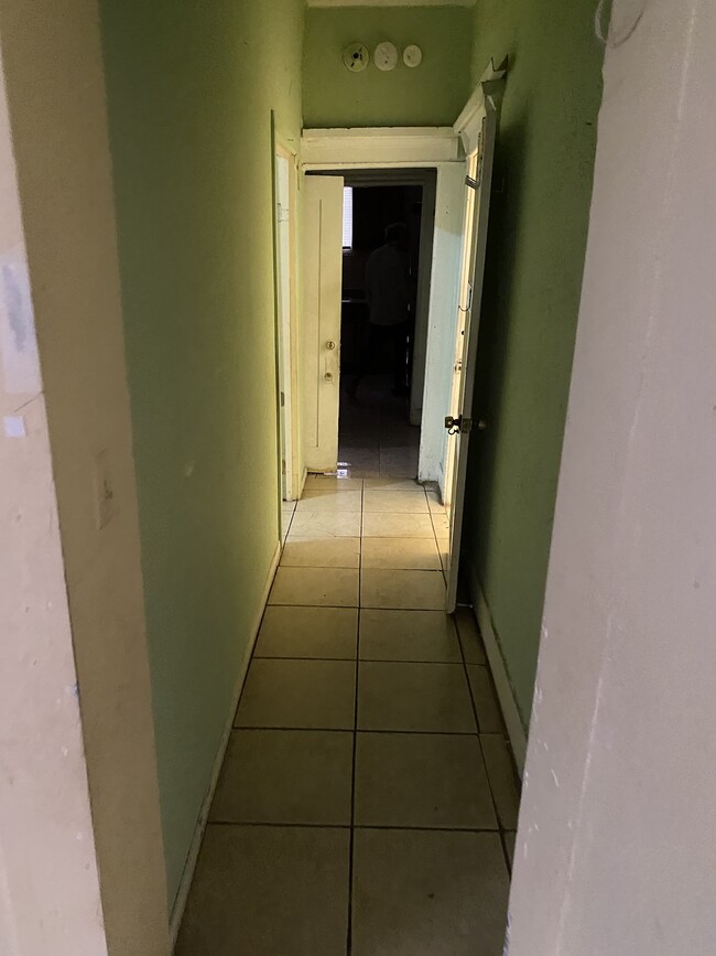 Foto del edificio - 1701 Miramar St