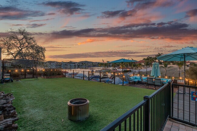 Foto del edificio - 22420 Canyon Club Dr