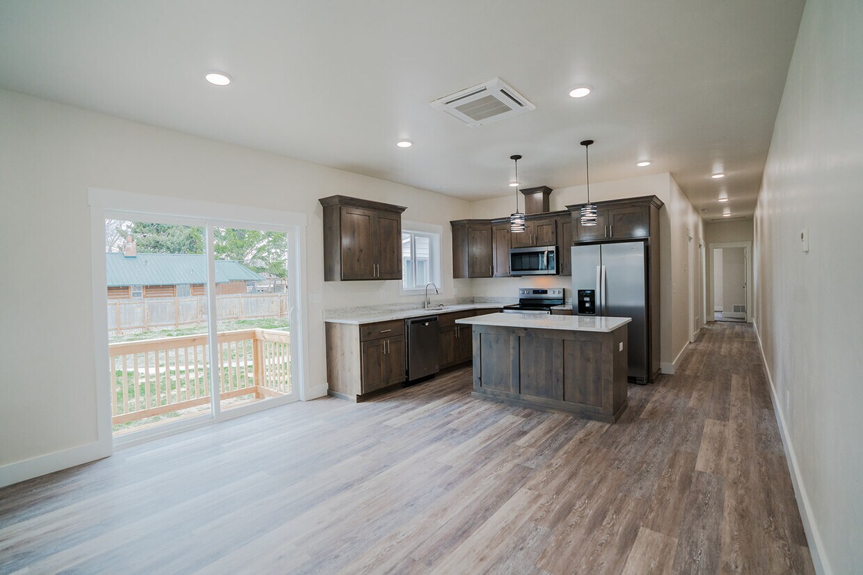 Primary Photo - 544 K St
