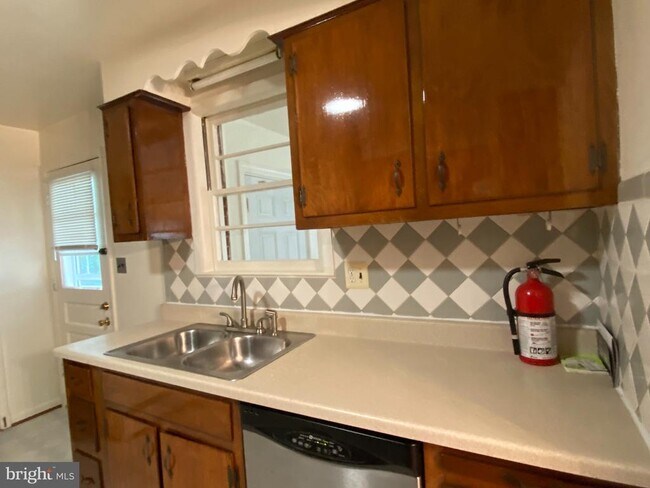 Foto del edificio - 5507 Sachem Dr