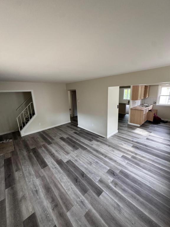 Foto principal - 373 E 232nd St