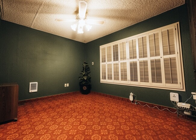 Building Photo - 785 2nd St