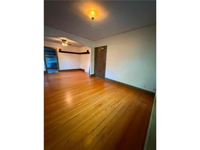 Foto del edificio - 3518 Bloomington Ave