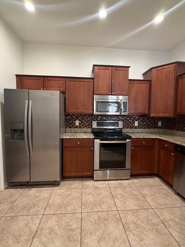 Foto del edificio - 14575 W Mountain View Blvd