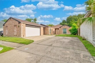Building Photo - 7838 Vickijohn Dr