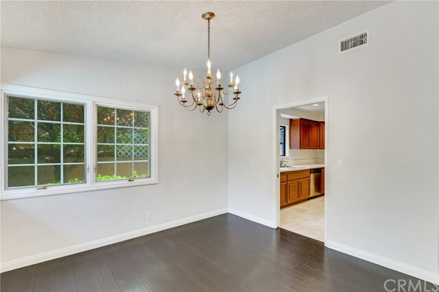 Building Photo - 1445 Riviera Dr