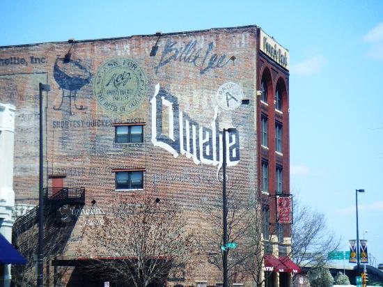 Building Photo - 4680 Polk St