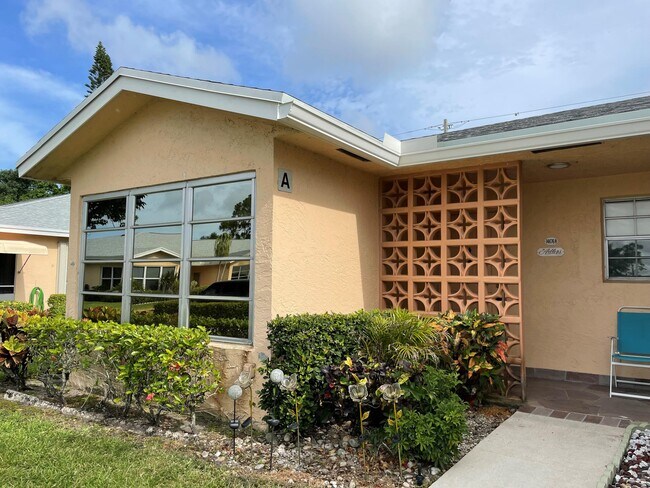 Foto del edificio - 14676 Canalview Dr
