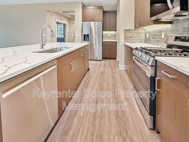 Foto del edificio - 4400 E Wedge St