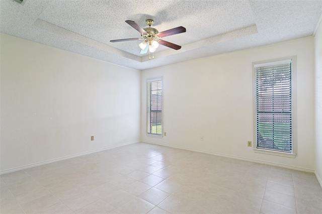 Foto del edificio - 4216 Marshall Ct