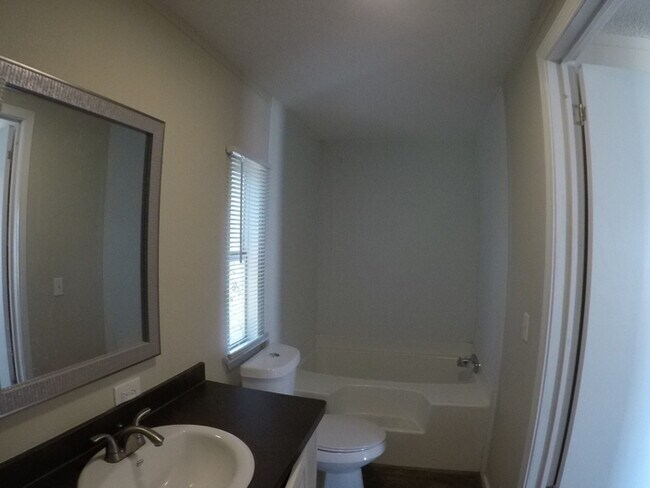 Foto del edificio - Triangle Mobile Home Park