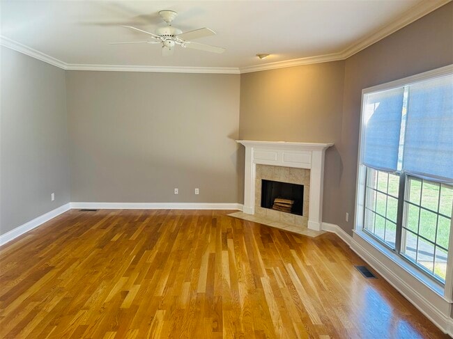 Building Photo - 2616 Danhaven Dr