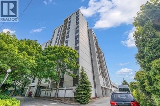 Building Photo - 7100-7100 Gilbert Rd.