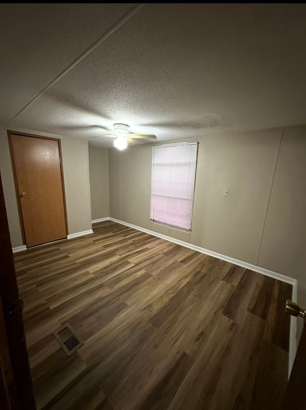 Building Photo - 3606 Stoneboro Rd