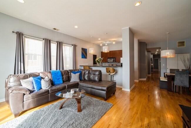 Foto del edificio - 4715 S Champlain Ave
