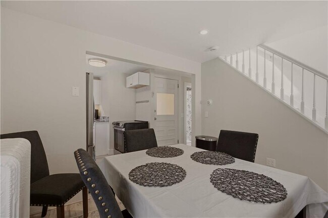 Foto del edificio - 629 Thames St