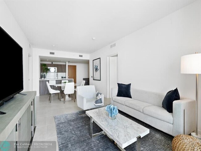 Foto del edificio - 401 N Birch Rd