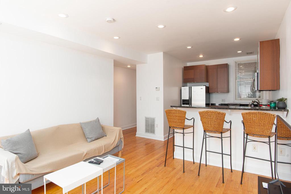 Foto principal - 3009 Sherman Ave NW