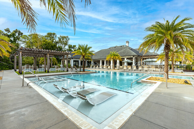 Building Photo - Vintage Amelia Island Apartments