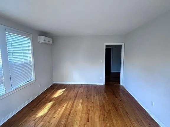 Floorplan - 343 E 1st St