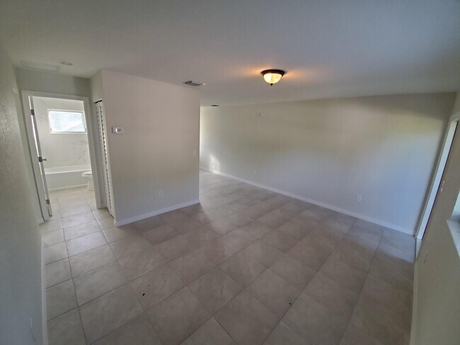 Building Photo - 4001 I Ave
