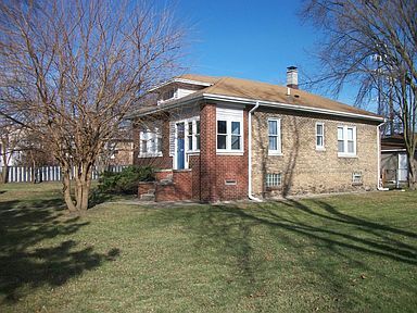 Building Photo - 7139 Marshall Ave
