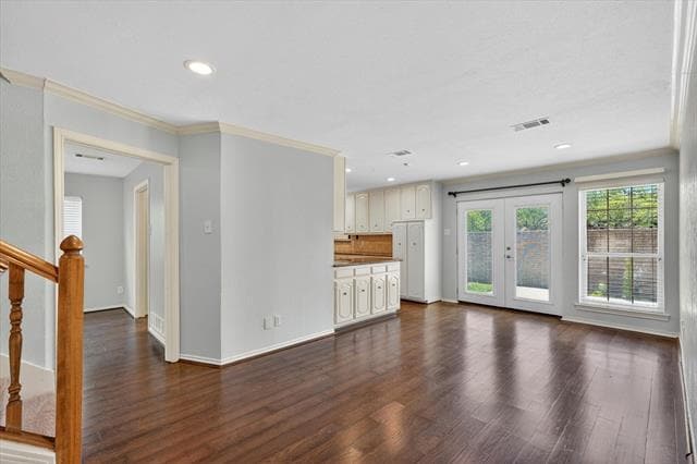 Building Photo - 2705 Pinery Ln