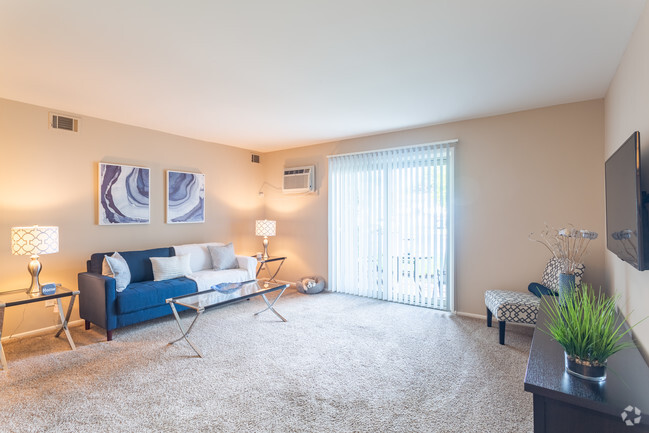 1HAB, 1.5BA - 800 ft² - The Greenway at Carol Stream