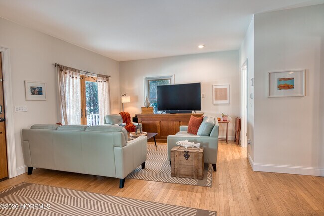 Foto del edificio - 112 Corlies Ave