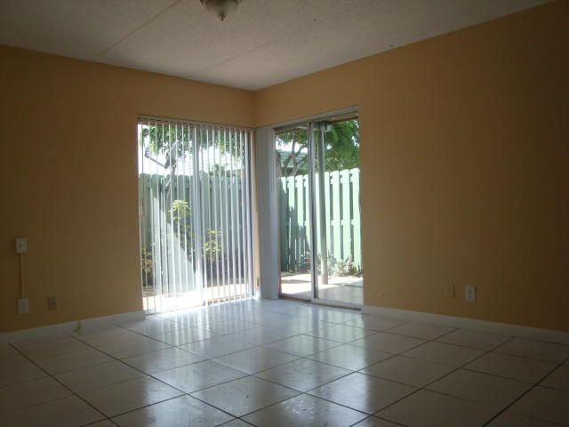 Foto del edificio - 1840 Fairview Villas Dr