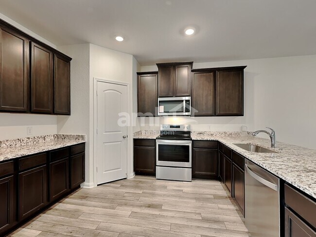 Building Photo - 1237 Breanna Lane