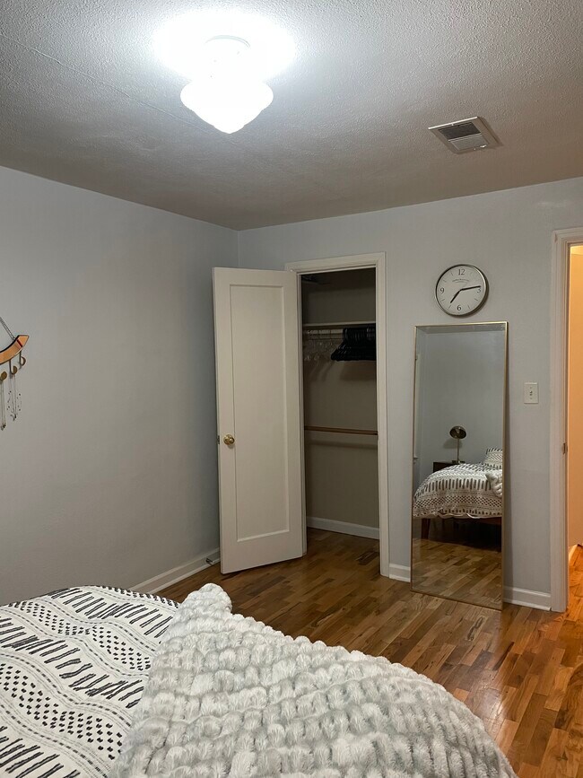 Bedroom One - 4820 W Franklin Rd