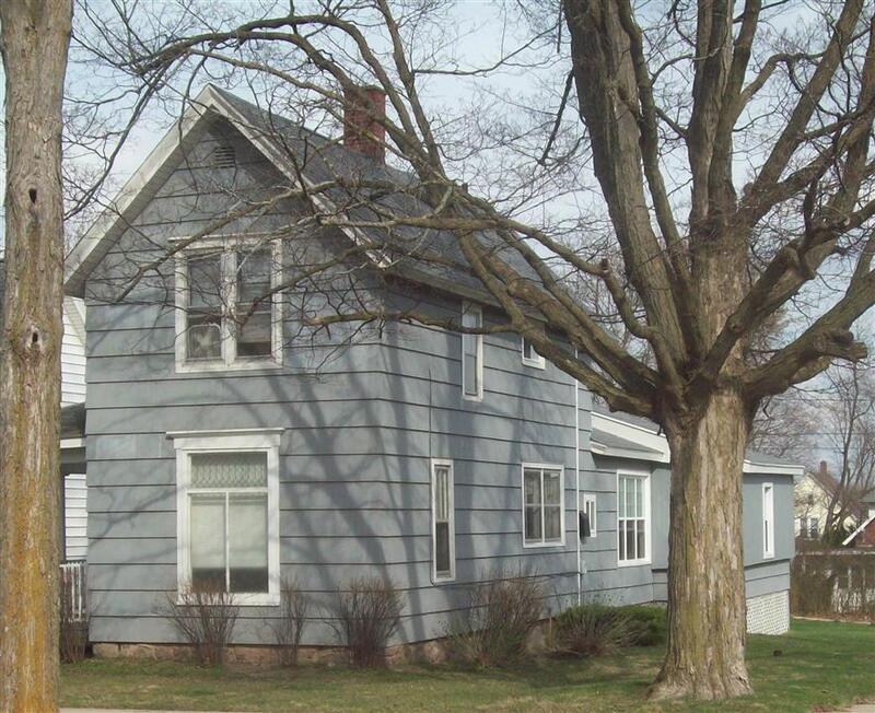 329 Ives Ave Unit 3, Big Rapids, MI 49307 Condo for Rent in Big