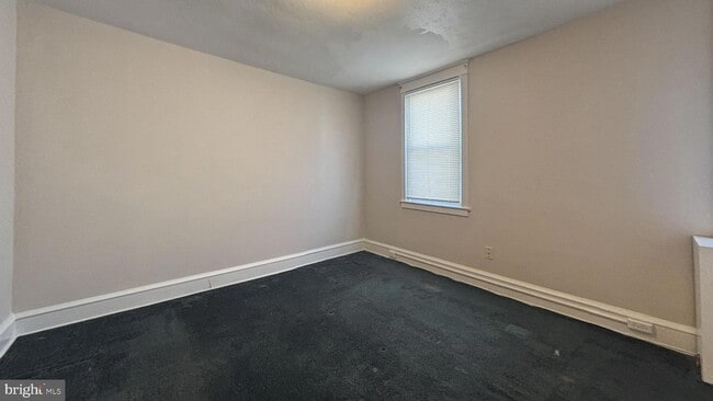 Foto del edificio - 644 Littlecroft Rd