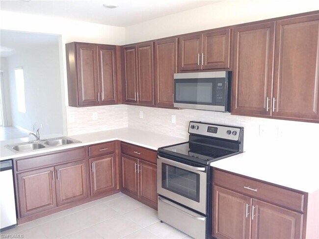 Foto del edificio - 142 SE 28th Terrace