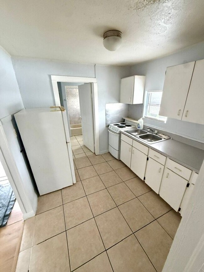 Foto del edificio - 3317 W Pine St