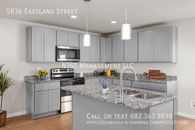 Foto del edificio - 5836 Eastland St