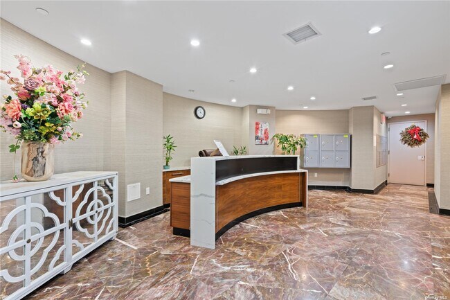 Foto del edificio - 136-46 41st Ave