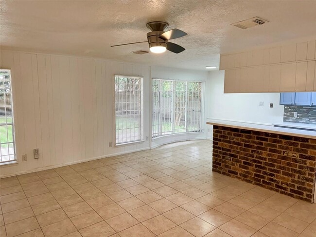 Building Photo - 7015 Pyron Way