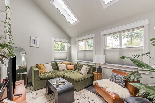 Foto del edificio - 6512 NE Alberta St