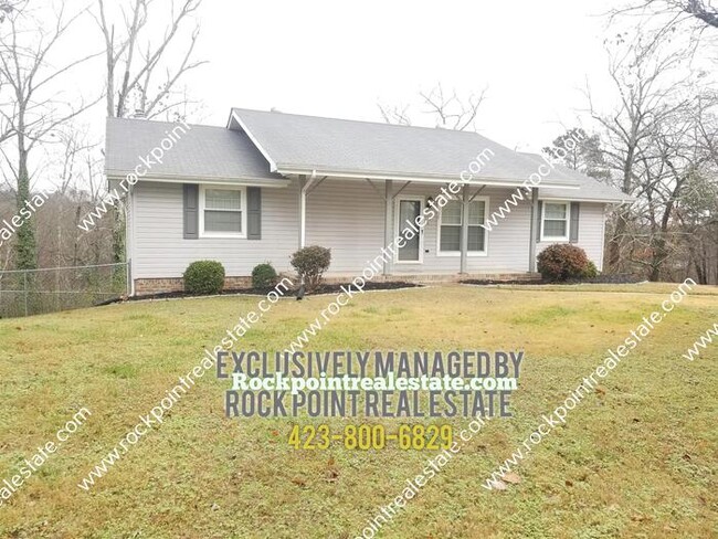 Building Photo - Stunning Home in Hixson A Must See!