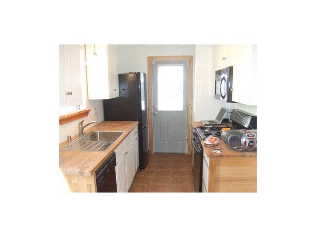 Foto del edificio - 407 W 35th St