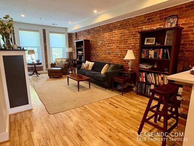Foto del edificio - 1200 Monroe St NW