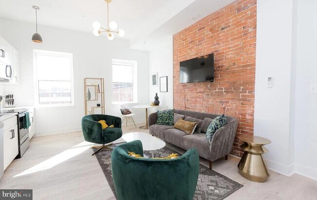 Building Photo - 415 St Paul St