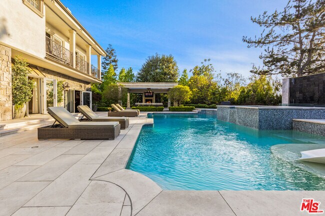 Building Photo - 3170 KINGS Ct