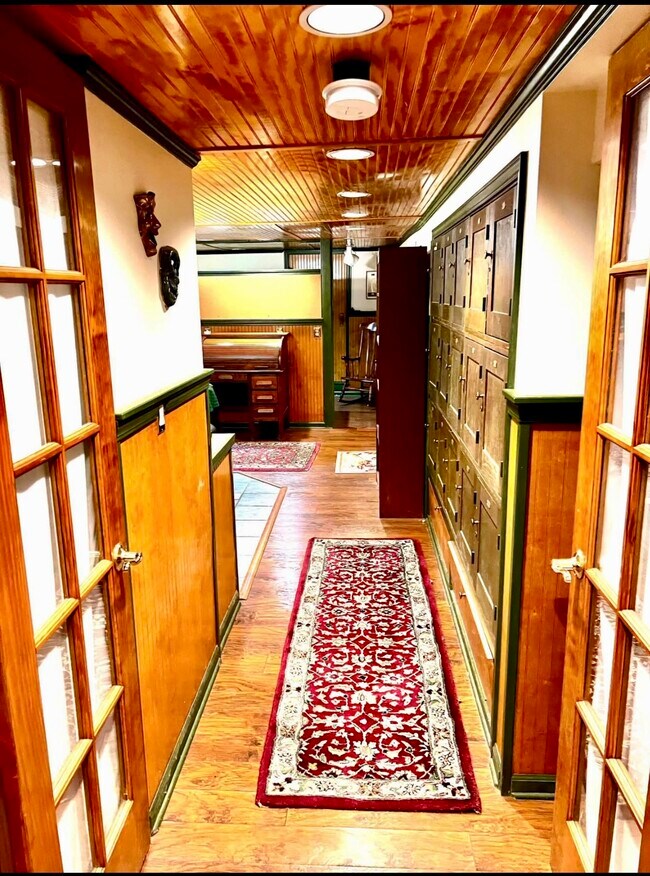 Foto del edificio - 739 S Alexander Ave