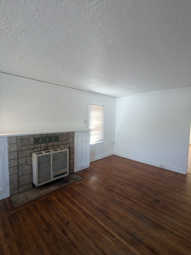 Building Photo - 3751 Angelo Ave