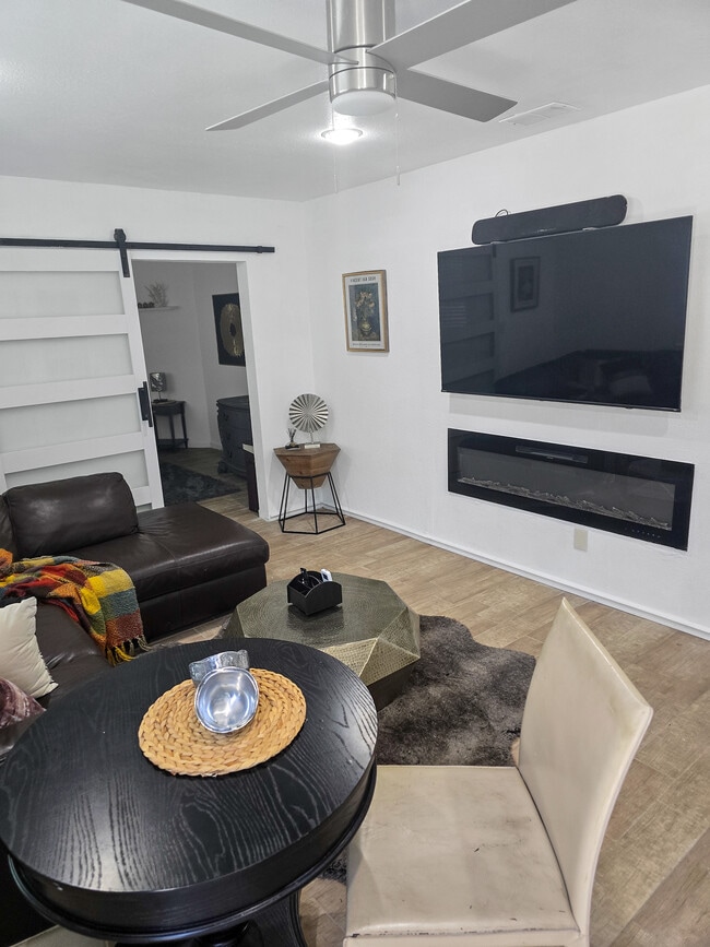Building Photo - 3622 Wild Oats Ln